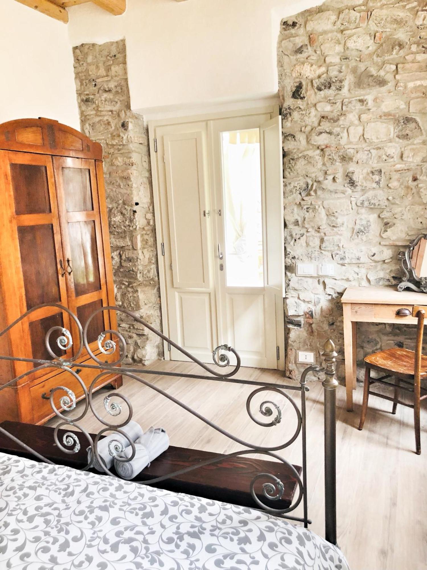 Casa Barteei Bed & Breakfast Monte Isola Luaran gambar